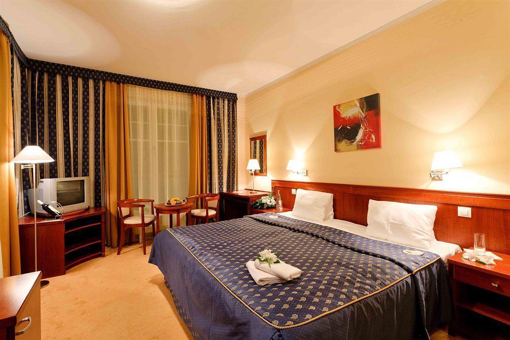 Spa & Wellness Hotel Olympia Marienbad Exterior foto